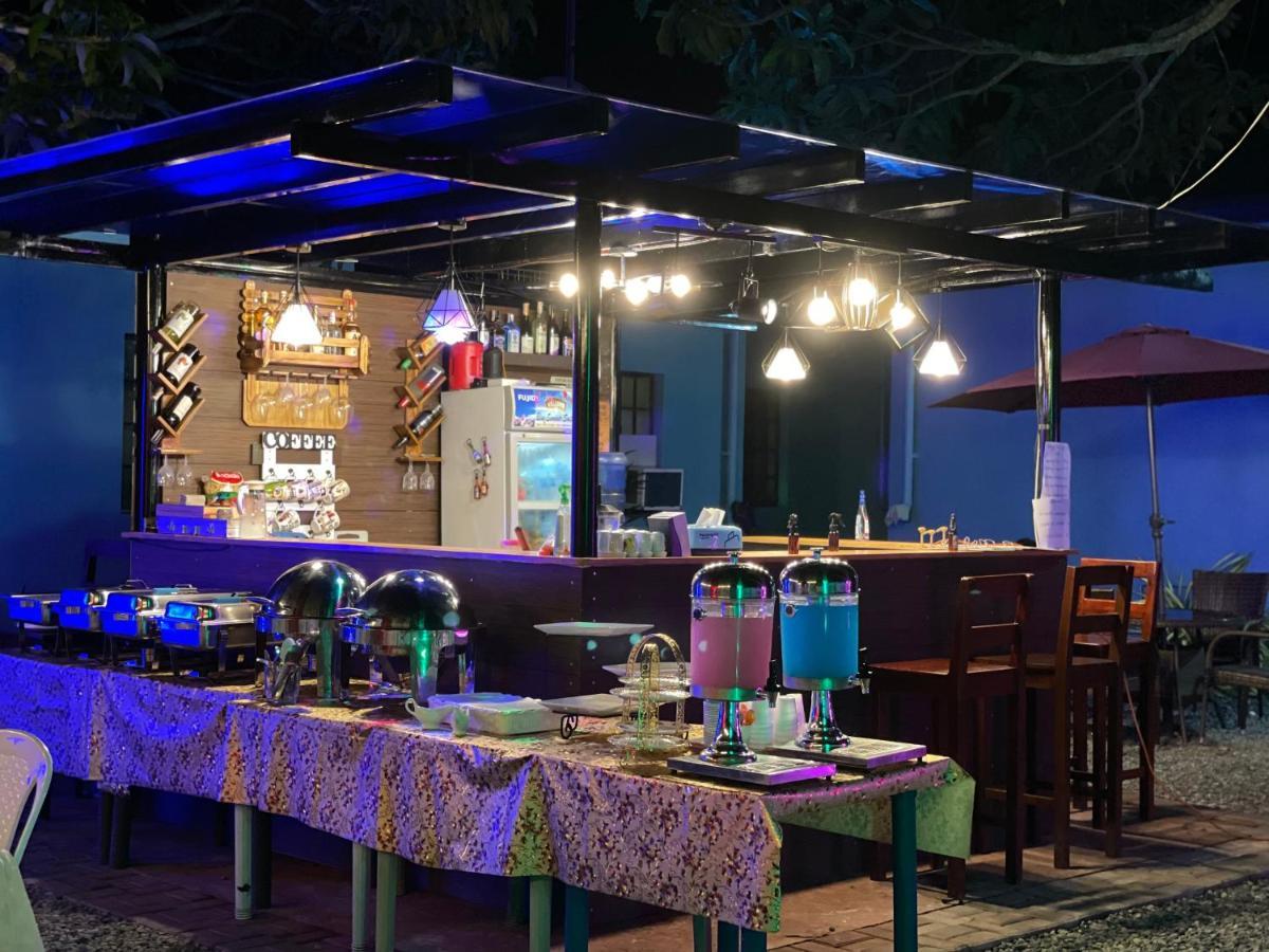 Blue Summer Suites & Restaurant Bingag Екстер'єр фото